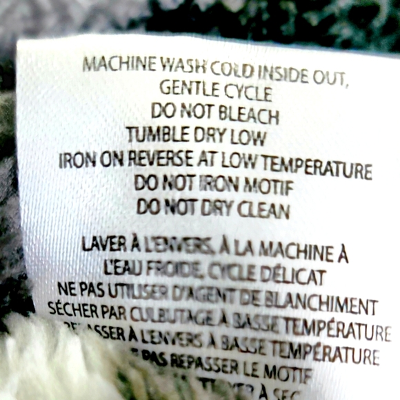 NEW! Aeropostale Kids Boys Cow Print Faux Fur Pull-Over Hoodie Size S (7/8) - Picture 9 of 9